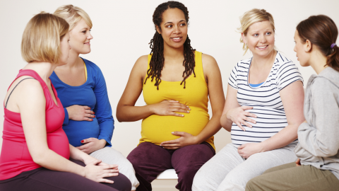 Antenatal Classes: How to Find & When to Start